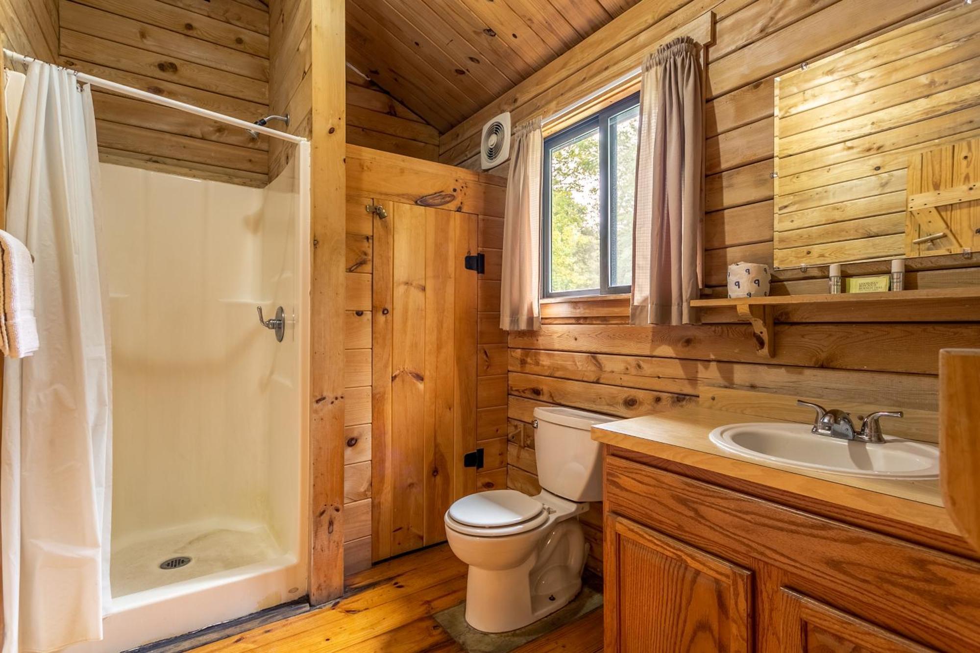 Three-Bedroom Deluxe Cottage