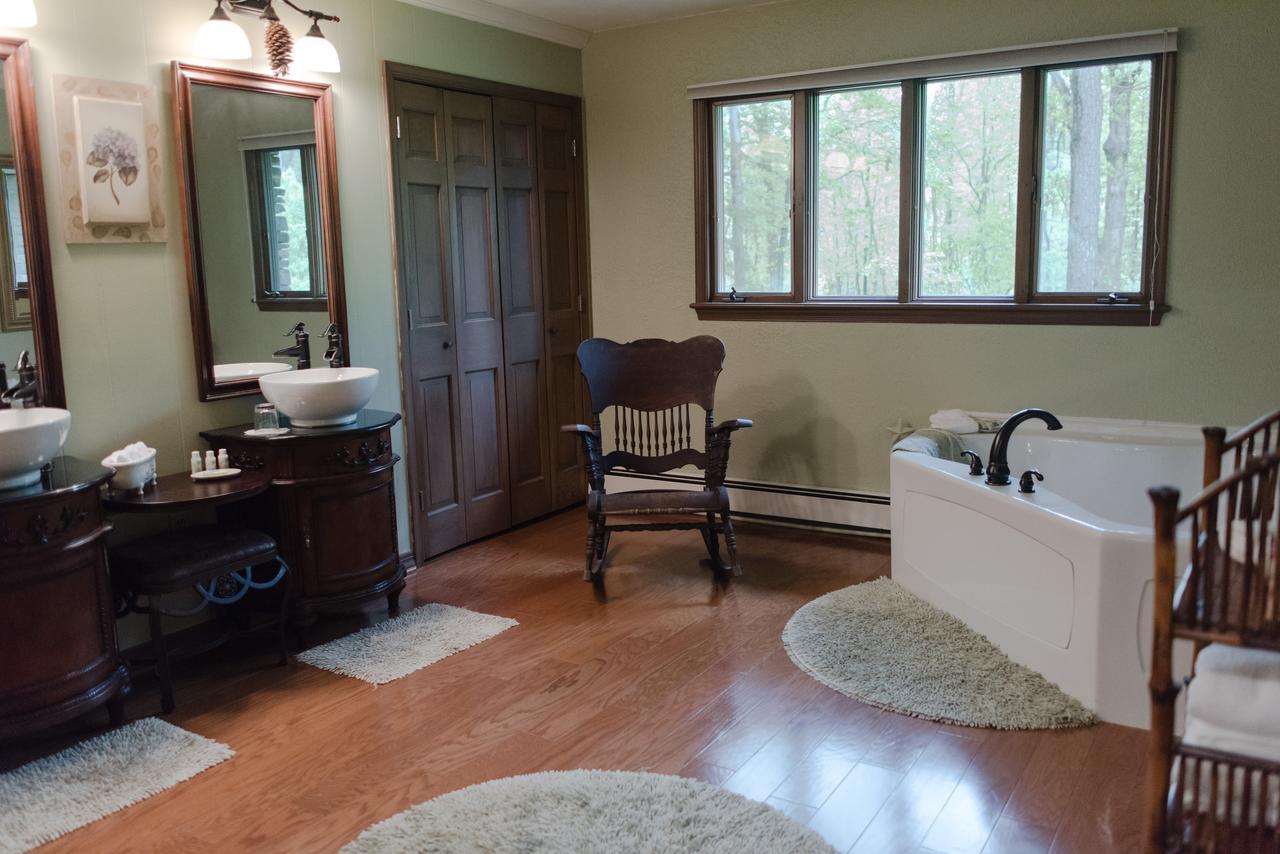 King Room Garden View